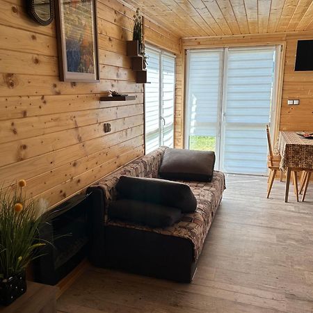 Domek Caloroczny Poręba Wielka Exteriör bild